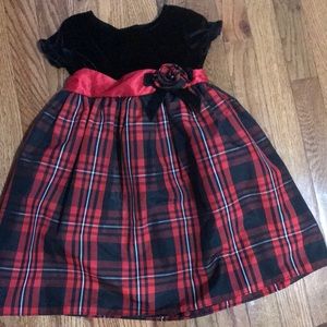Formal dress size 4T red and black